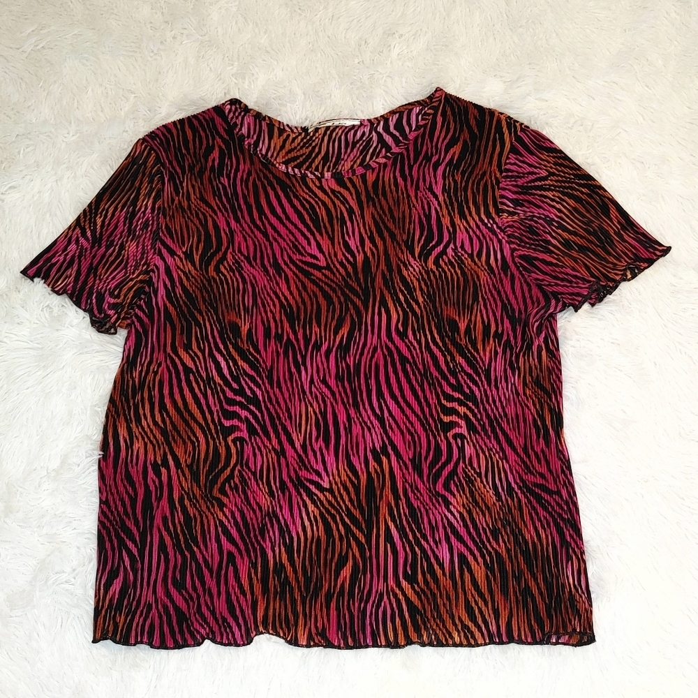 Vintage 🔄 Talbots || Crinkle Zebra Print Tshirt, Medium, Pink Orange & B